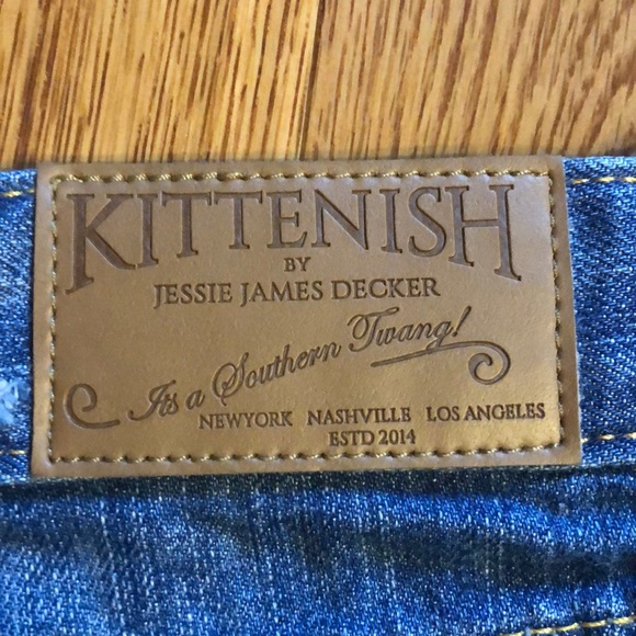 Kittenish 🐾 Jean Shorts - Picture 3 of 4